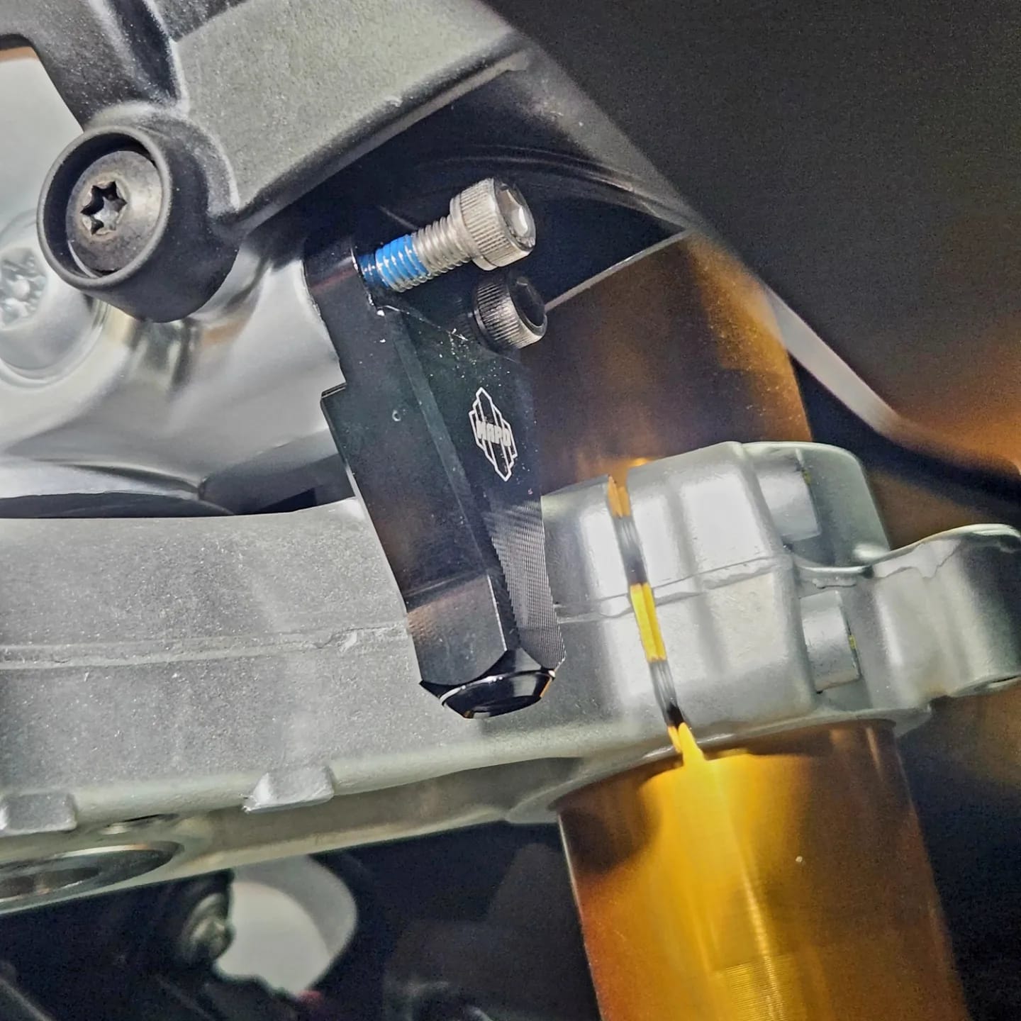 MAPD Steering Damper Mount